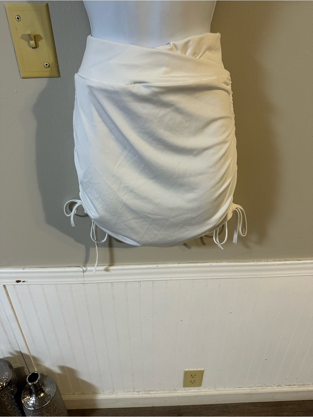 SHEIN White Ruched Mini Skirt with Side Tie
